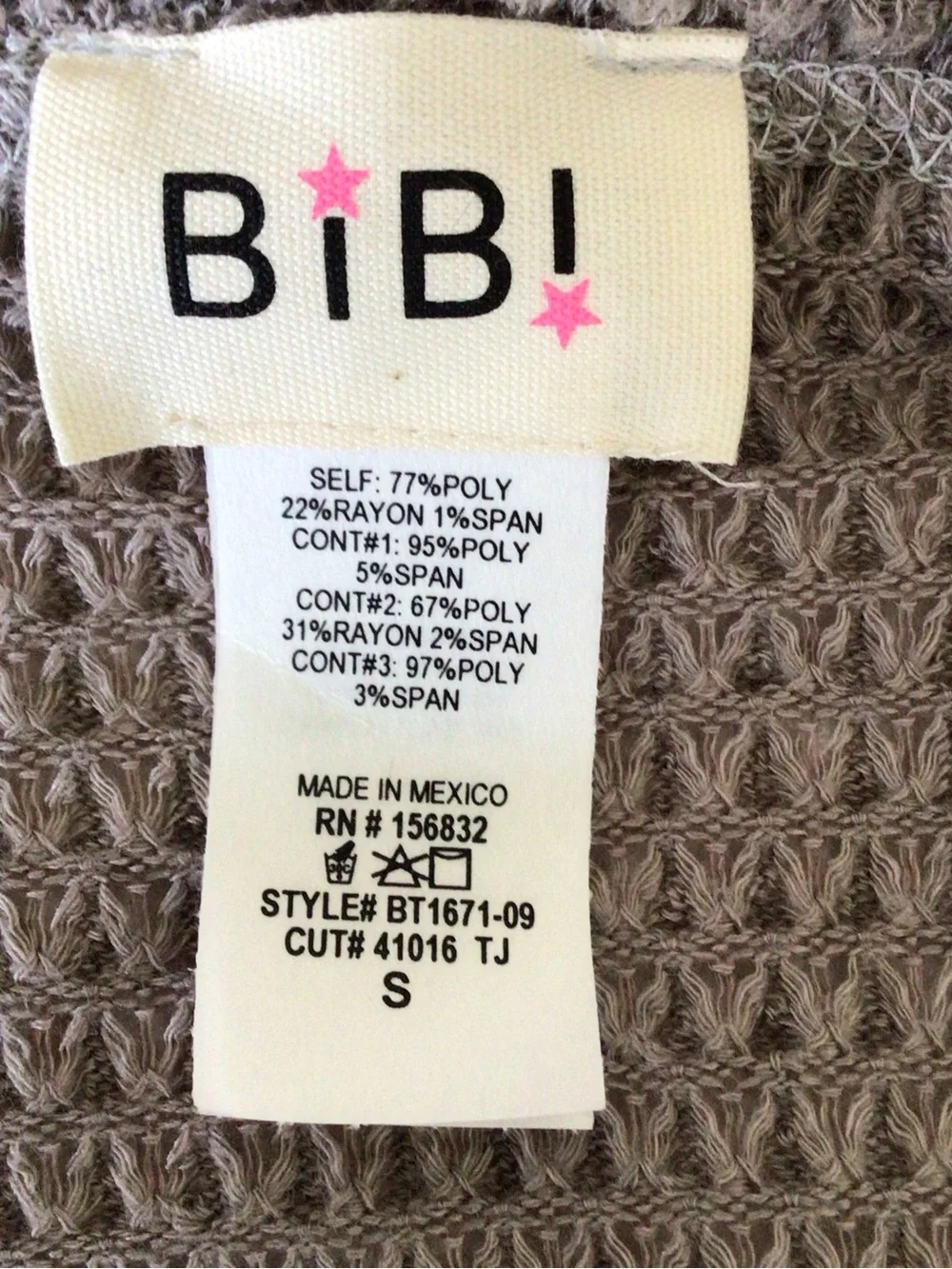 Bibi Colorblock V-neck Waffle Knit Top